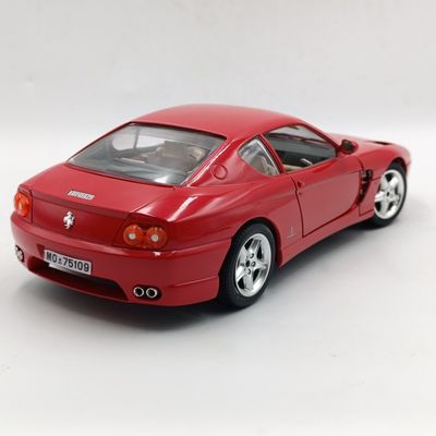Bburago 1992 Ferrari 456 GT die-cast model car - scale 1/18
