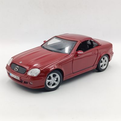Maisto Mercedes-Benz SLK convertible die-cast model car - scale 1/18