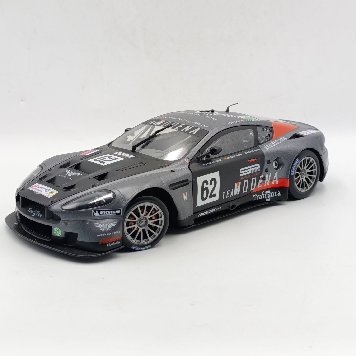 Solido 2006 Aston Martin DBR9 #62 Le Mans 24h Race car model - rear spoiler missing