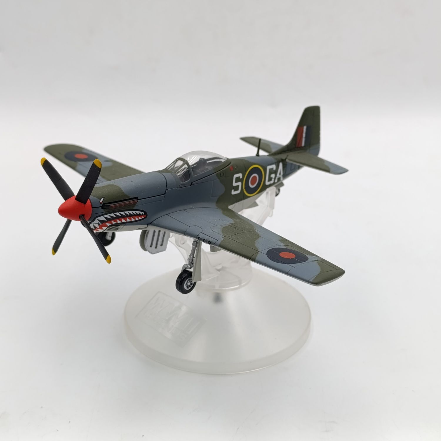 WW2 Legends Corgi P-51D Mustang Royal Air Force die-cast model plane - scale 1/72