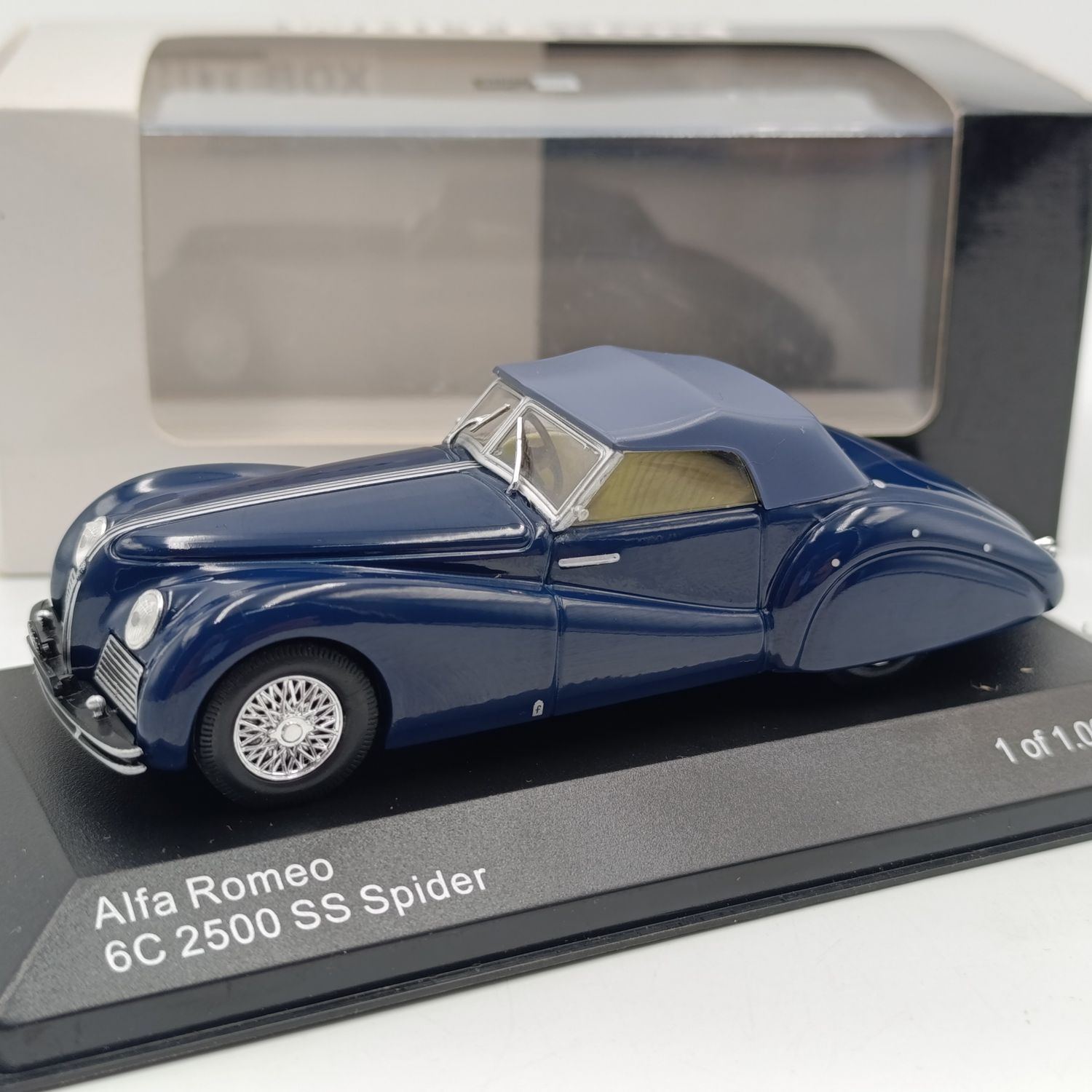 WhiteBox Alfa Romeo 6C 2500 SS Spider die-cast model car - scale 1/43