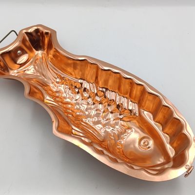 Vintage 4 Cups Fish shaped jelly mold