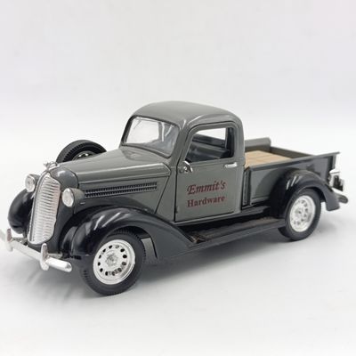 1938 Dodge Pickup truck die-cast model car - Signature series - scale 1/32