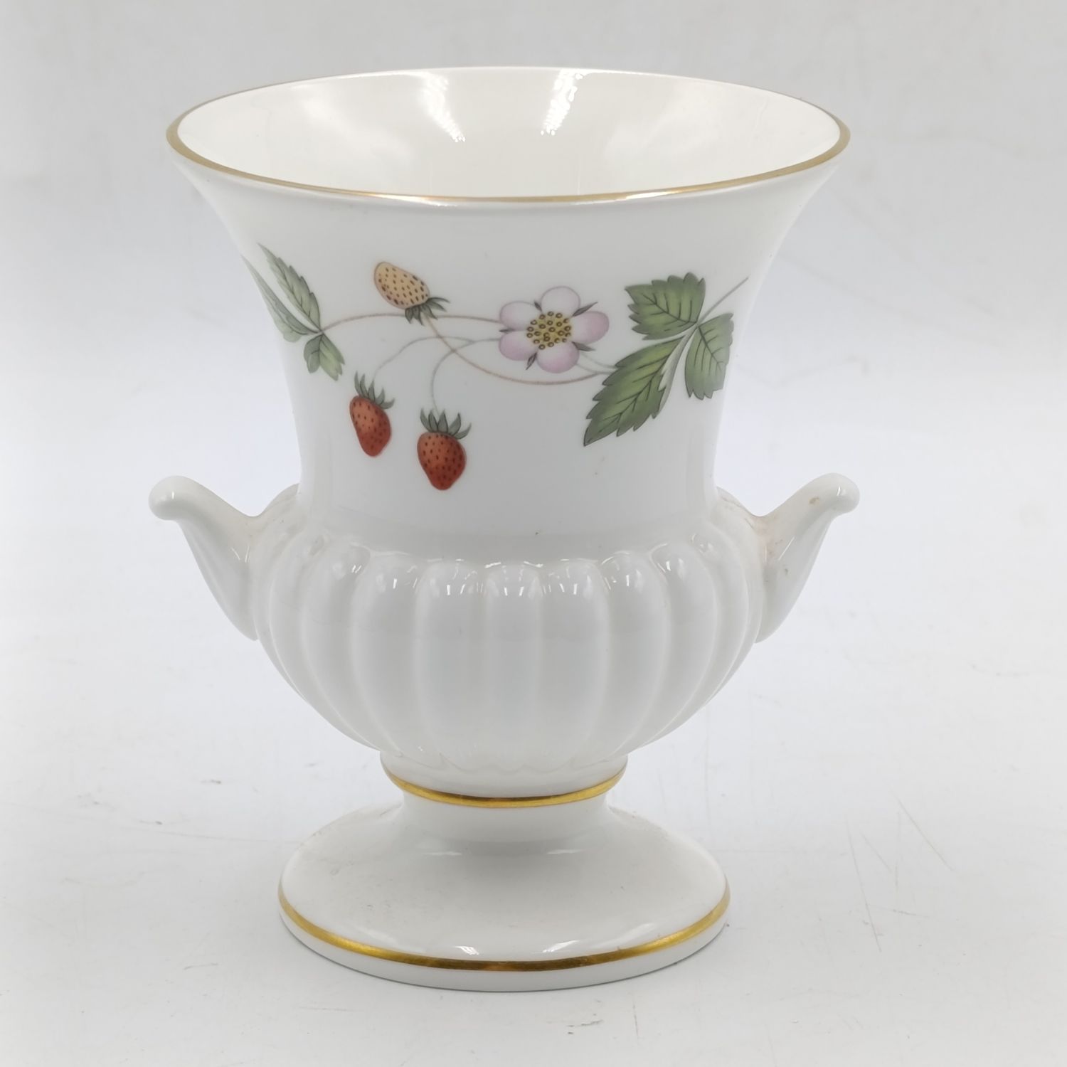 Vintage Wedgwood Wild Strawberry porcelain flower vase