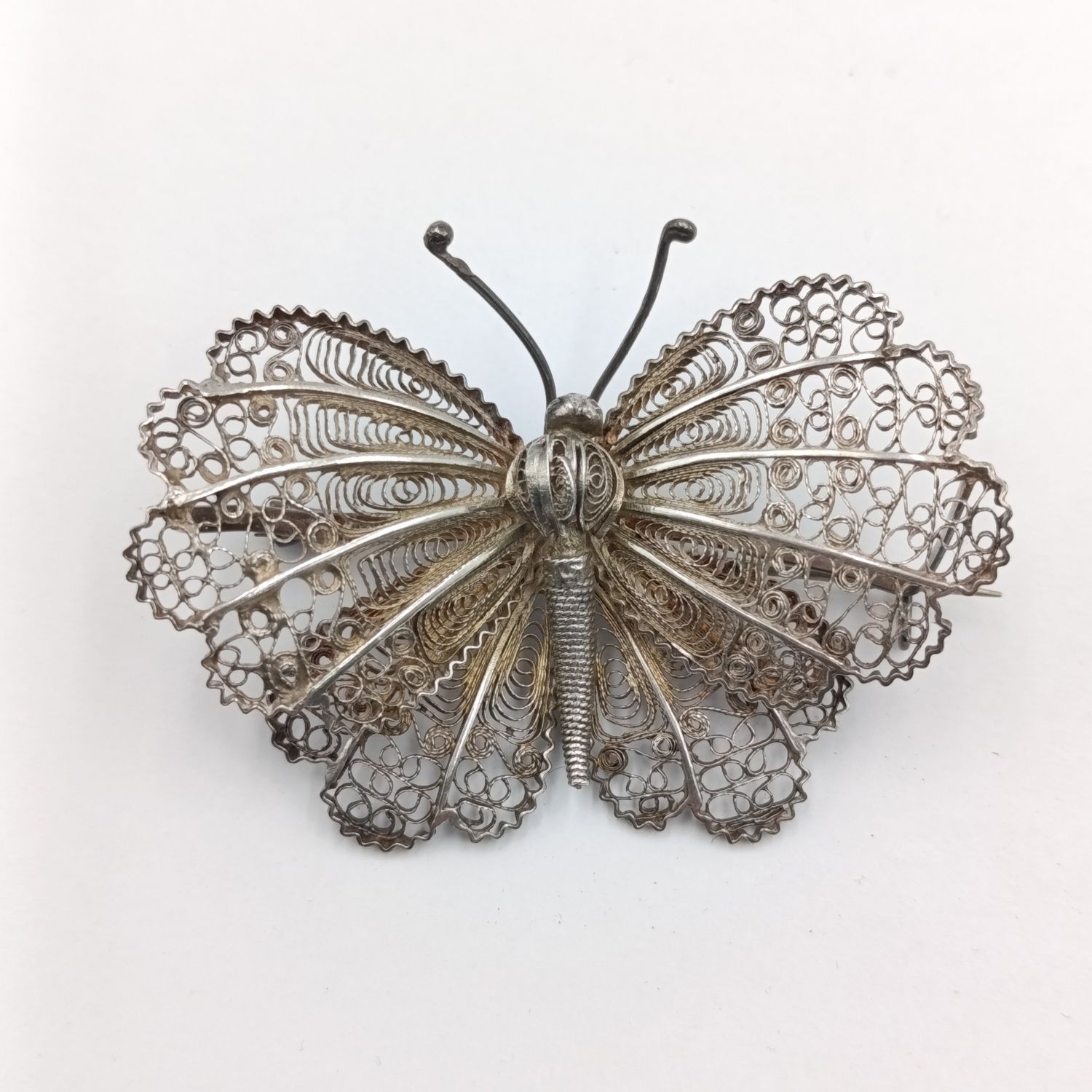 Vintage silver Filigree butterfly brooch - weighs 15.6 grams