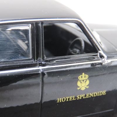 James Bond 007 Daimler Limousine die-cast model car - Casino Royale - scale 1/43