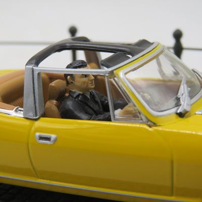 James Bond 007 Triumph Stag die-cast model car - Diamonds are Forever - scale 1/43