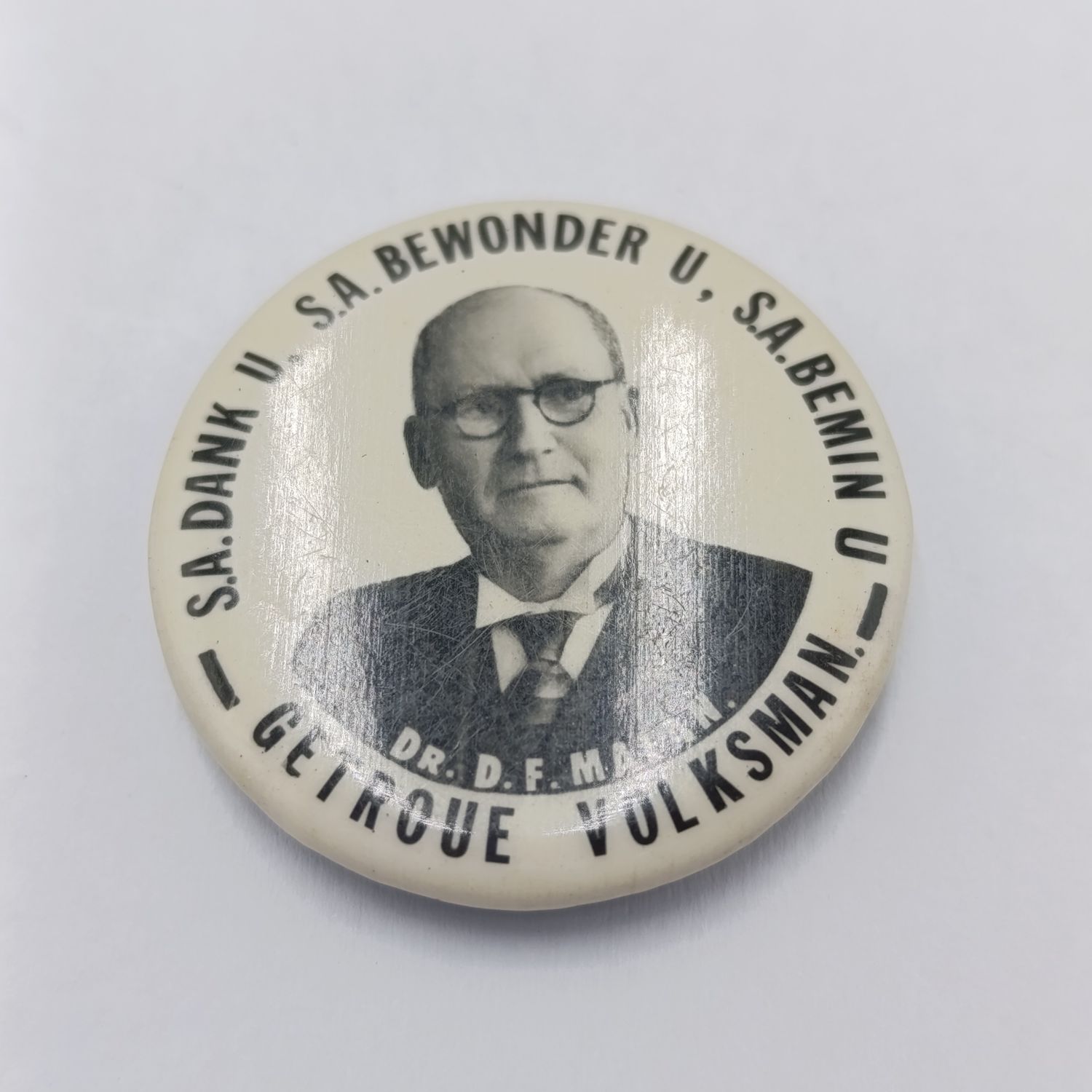 Dr DF Malan Getroue Volksman lapel pin badge