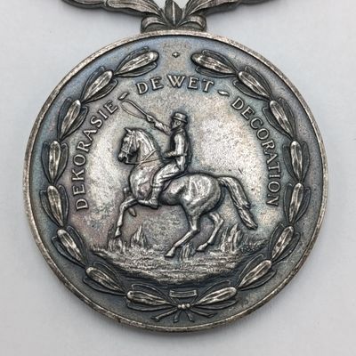 SADF De Wet Decoration silver medal - Full size and miniature - #401