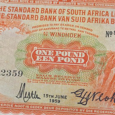 South West African Standard Bank One Pound banknote - 15 June 1959 - Beautiful collectable note