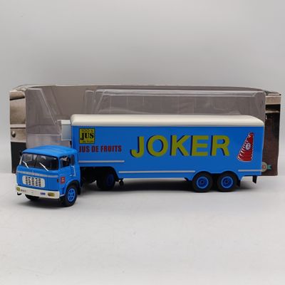 IXO Berliet TR12 semi-trailer truck diecast model in box - scale 1/43
