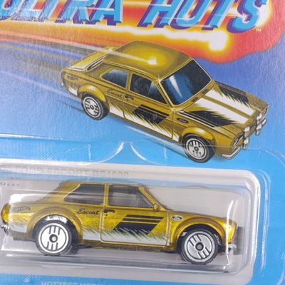 Hot Wheels Ultra Hots 1970 Ford Escort RS1600 die-cast car - sealed