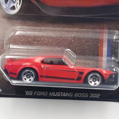 Hot Wheels Silver Series 1969 Ford Mustang Boss 302 die-cast car - sealed