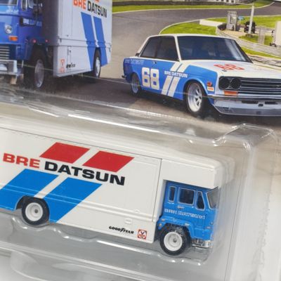 Hot Wheels Premium BRE Datsun Fleet Flyer truck with 1971 Datsun 510 - pack is open