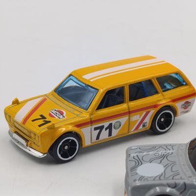 Lot of 3 Hot Wheels Datsun die-cast toy cars