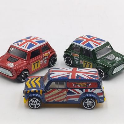 Lot of 3 Hot Wheels Mini Cooper die-cast toy cars