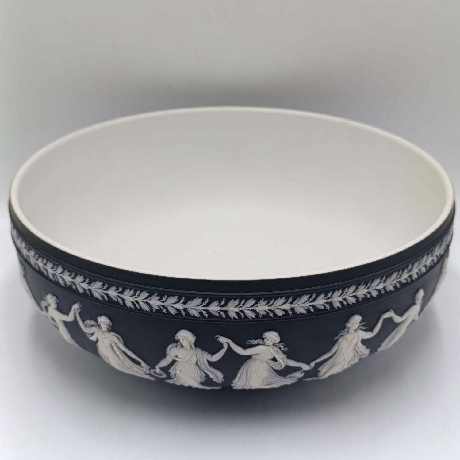 Large vintage black Wedgwood porcelain bowl - minor chip on rim