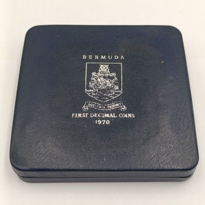1970 Bermuda First decimal set of coins - in original holder - with only 1 silver dollar proof