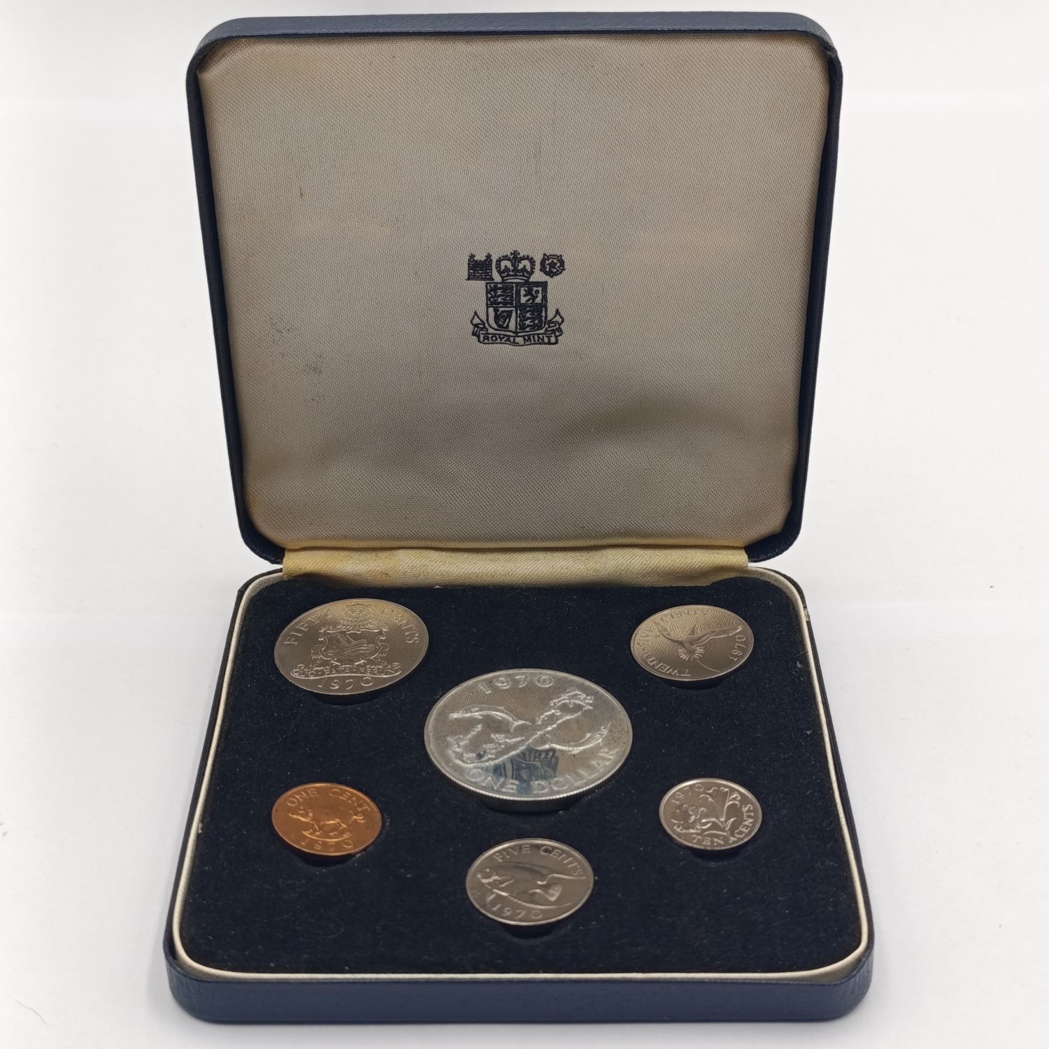 1970 Bermuda First decimal set of coins - in original holder - with only 1 silver dollar proof