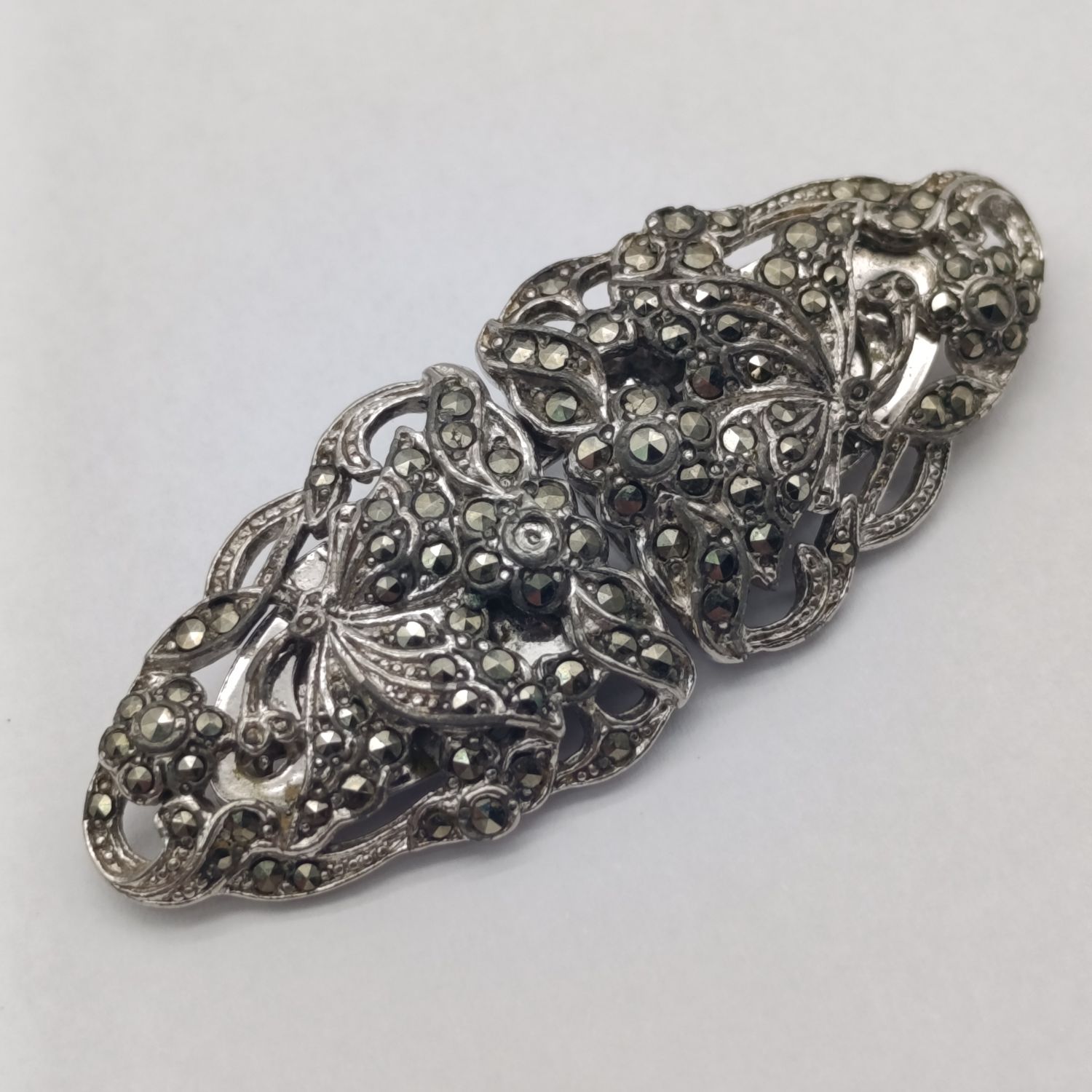 Vintage marcasite scarf clips/brooch