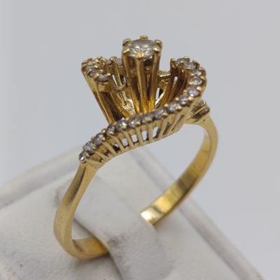 Vintage 18kt Yellow gold custom design Browns ring with 31 diamonds - in original box - size S