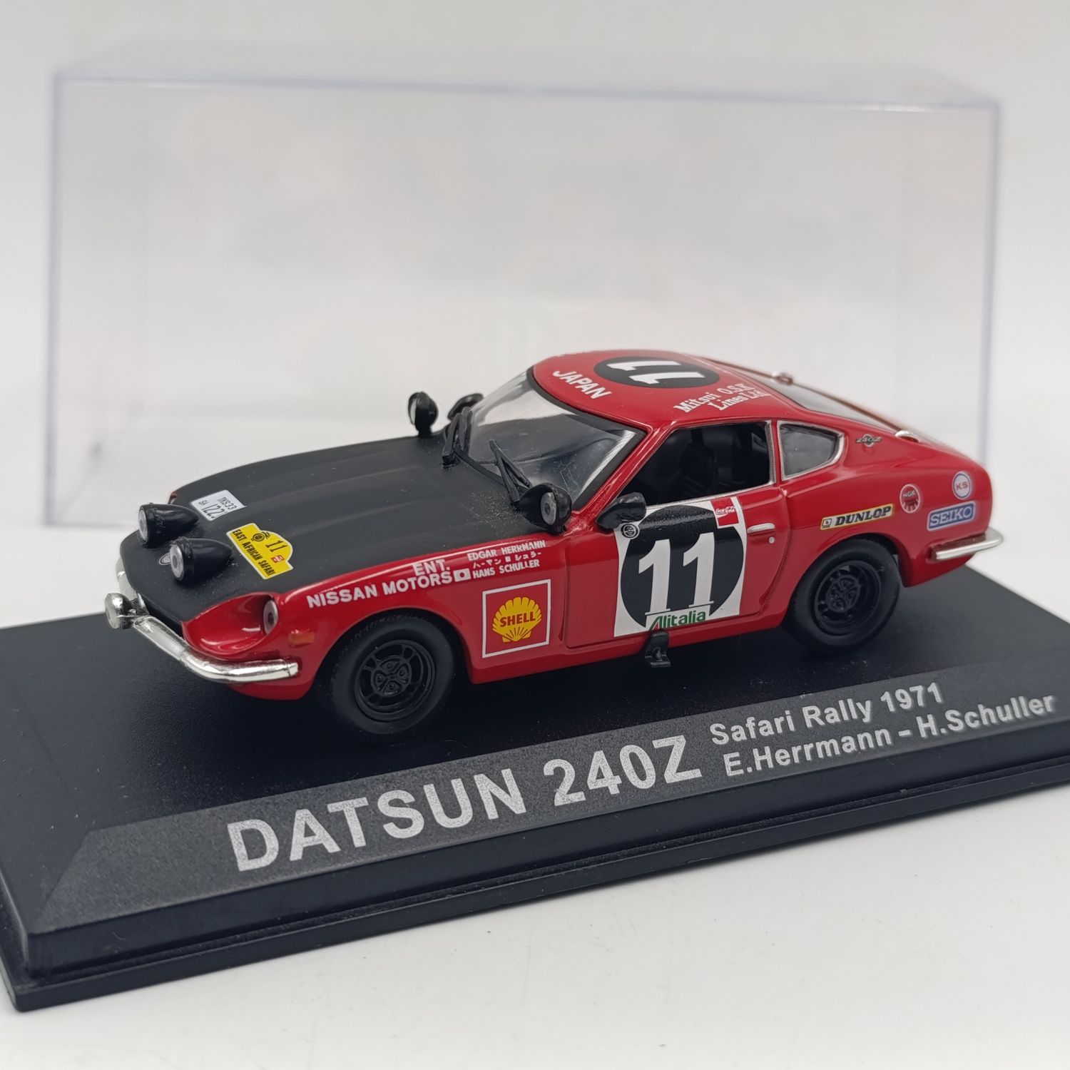 Datsun 240Z Safari Rally 1971 race car die-cast model - scale 1/43