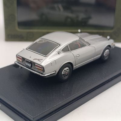 Ebbro Oldies Nissan Fairlady Z S30 die-cast model car - scale 1/43