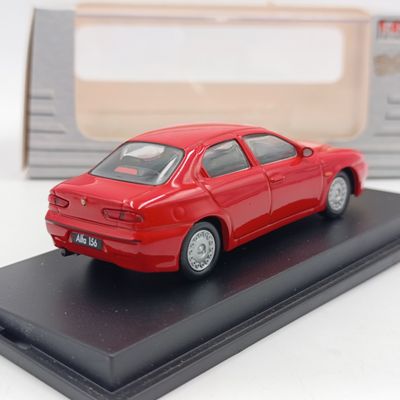 Universal Hobbies Alfa Romeo 156 die-cast model car - scale 1/43