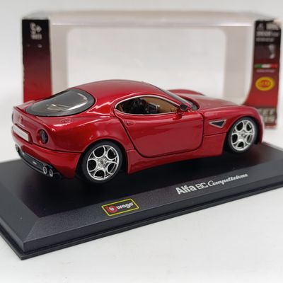 Bburago Street Tuners Alfa Romeo 8C Competizione die-cast model car - scale 1/32