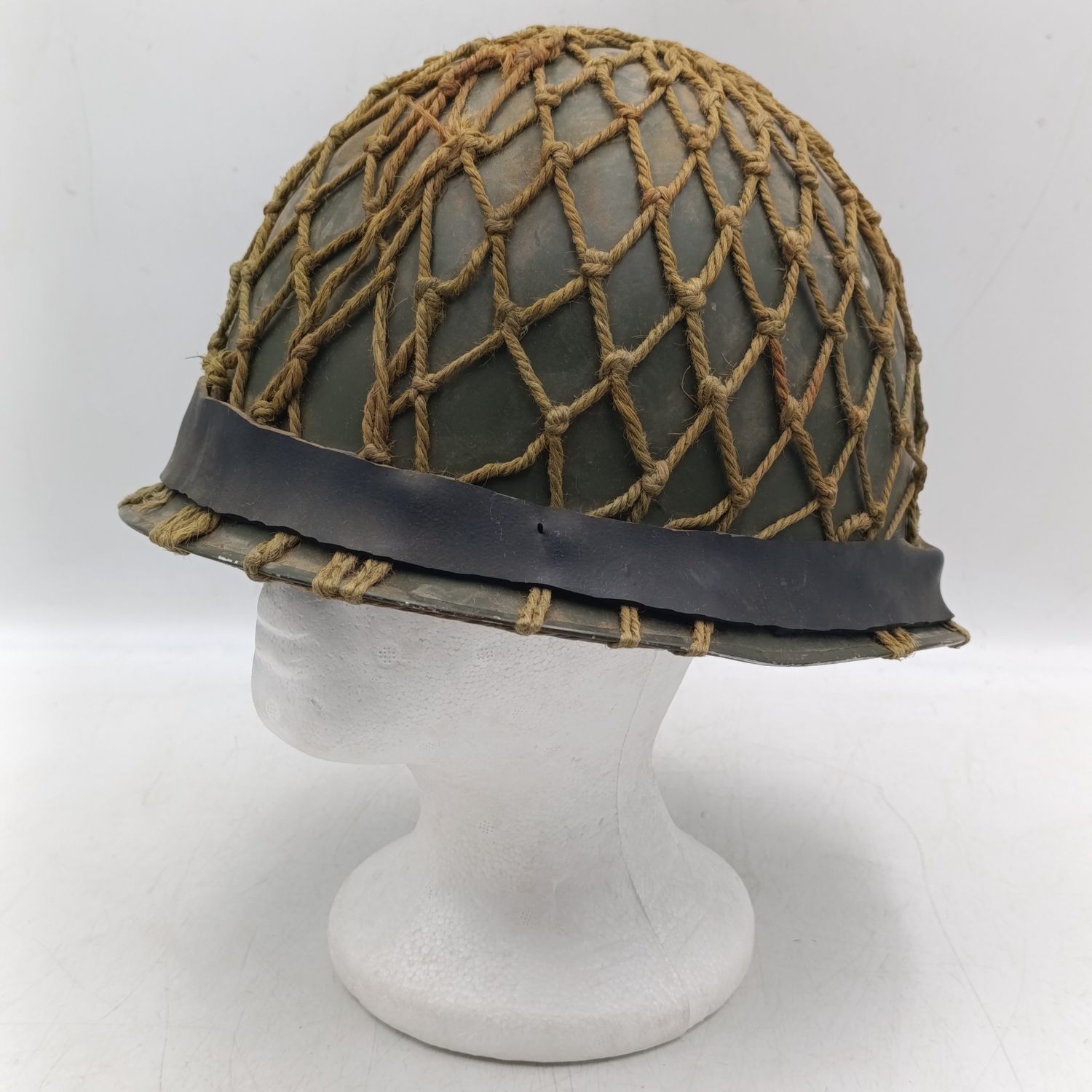 SADF Staaldak helmet with inner and camo net