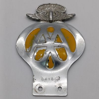 Vintage South Africa Automobile Association car badge #B41654