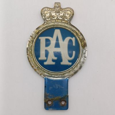 Vintage Royal Automobile Club car badge #E153696