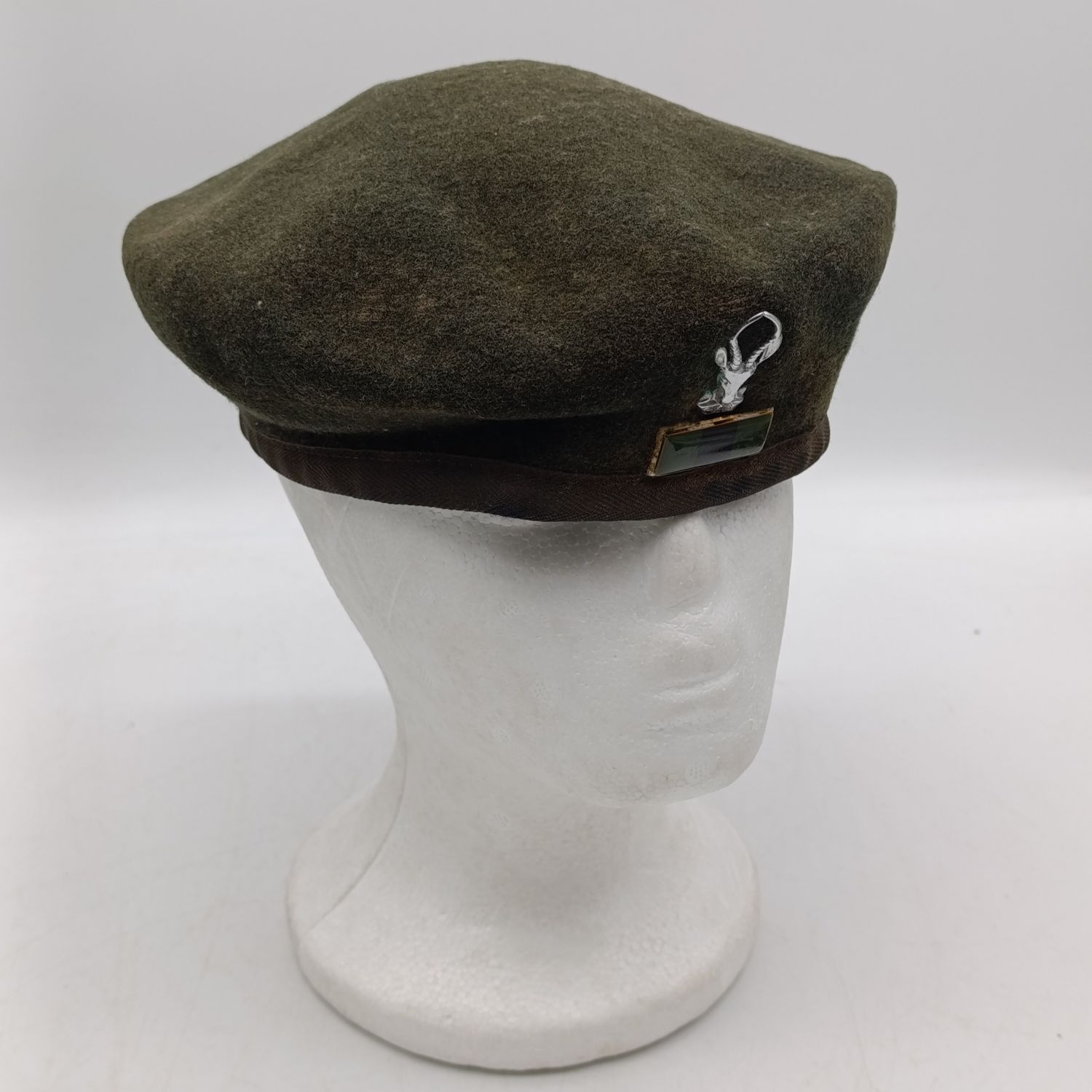 SADF Infantry beret with bokkop and balkie - size 58