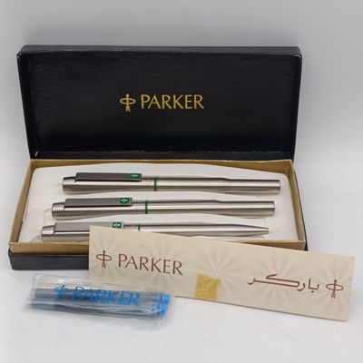 Vintage Parker 25 pen set with fountain pen, rollerball and ballpoint pen - green indicators