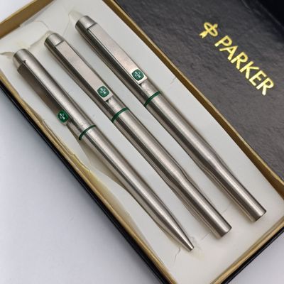 Vintage Parker 25 pen set with fountain pen, rollerball and ballpoint pen - green indicators