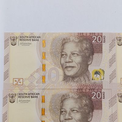 Lot of 9 lesetja Kganyago South Africa Mandela R20 banknotes - uncirculated with consecutive numbers 2023 issue