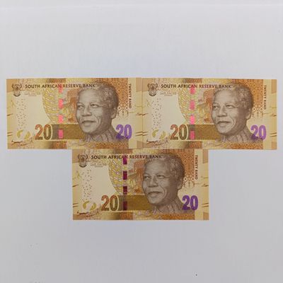 Lot of 3 Gill Marcus South Africa R20 banknotes - crips uncirculated with consecutive numbers