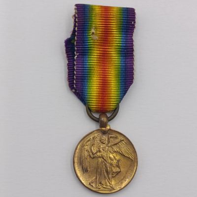 Miniature WW1 victory medal - Secondhand