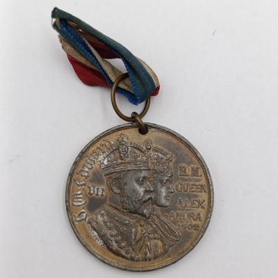 1902 King Edward VII and Queen Alexandra coronation medal