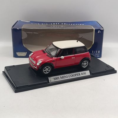 MotorMax 2001 MiniCooper R50 die-cast model car in box - scale 1/18