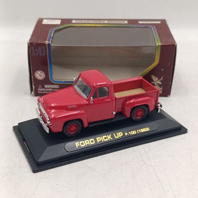 Road Legends 1953 Ford F100 pickup truck die-cast model - scale 1/43