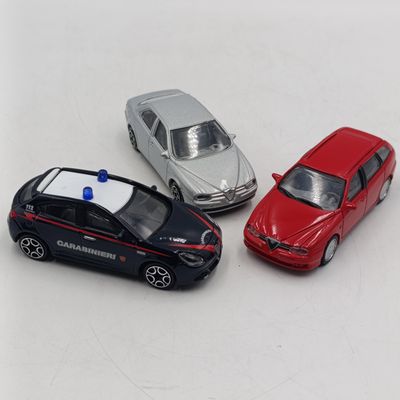 Lot of 3 Alfa Romeo die-cast model cars - Scale 1/43
