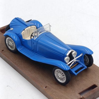 Lot of 3 Alfa Romeo die-cast model cars - Scale 1/43 - some small pieces damage