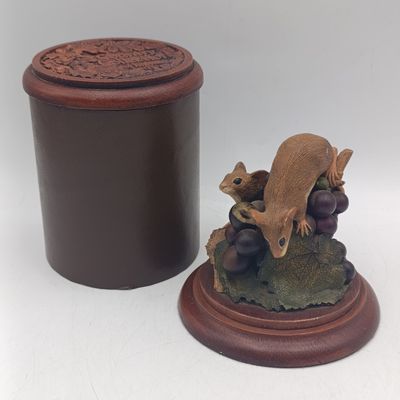 Country Collection of Knysna - Mouse figurine deisgn No. 6 with cover - #33/5000
