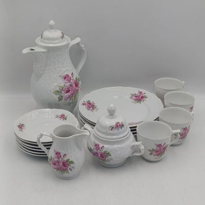 Vintage Rosenthal Sanssouci tea and coffee set pink peony floral pattern - set with 4 cups and saucers, sugar, milk and coffee pot with 3 side plates