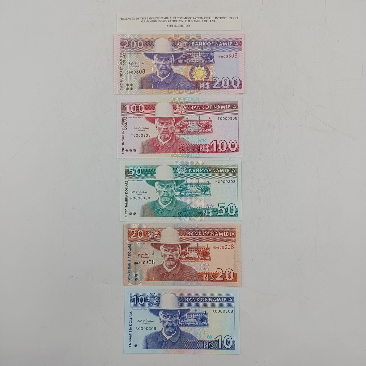 Set of Namibian uncirculated banknotes no 0000308 - 5 banknotes in total