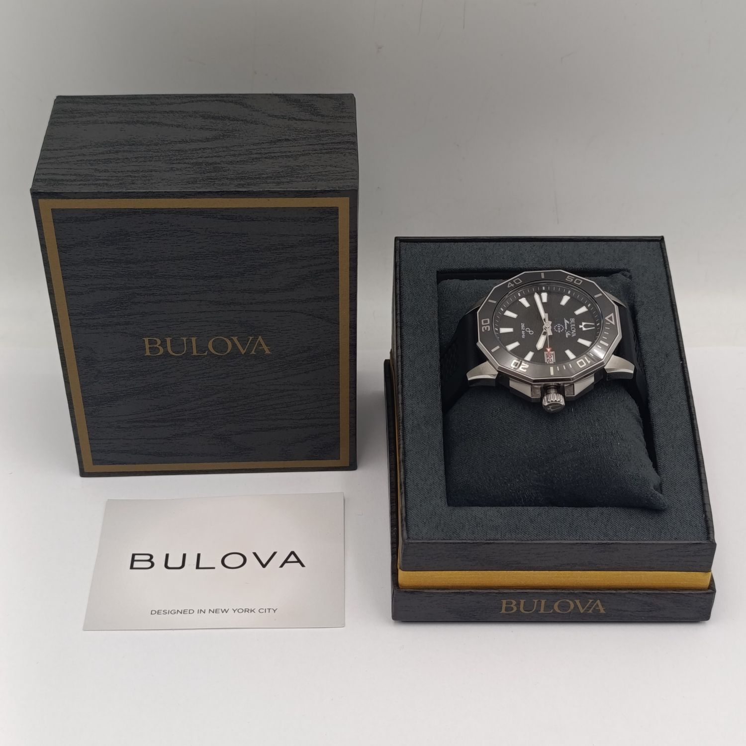Bulova Marine Star 96B432 mens watch in box - excellent working condition