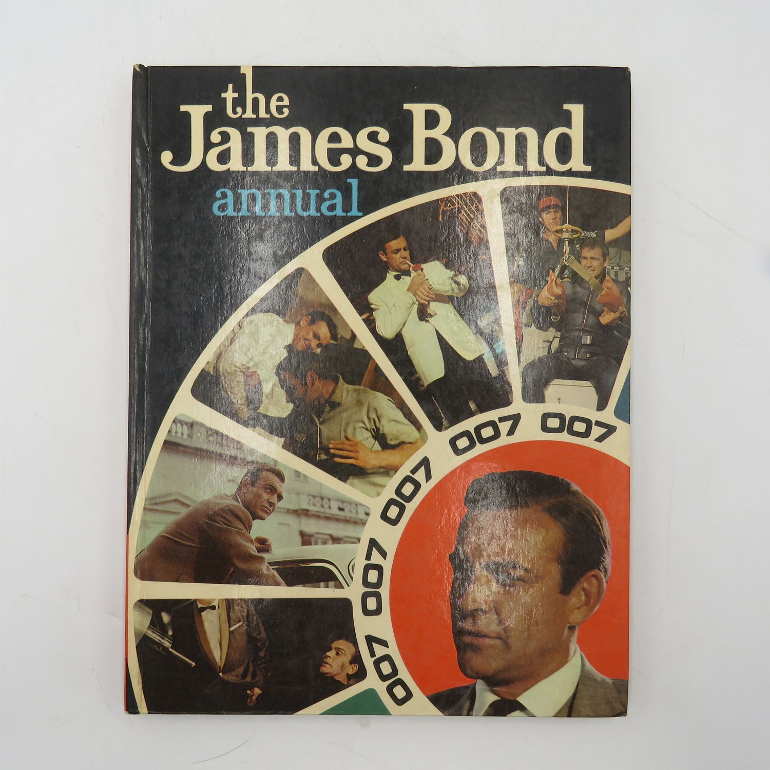 The James Bond 007 Annual book