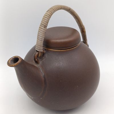 Mid century Scandanavian ceramic GA-model Teapot designed by Ulla Procope, Arabia Finland
