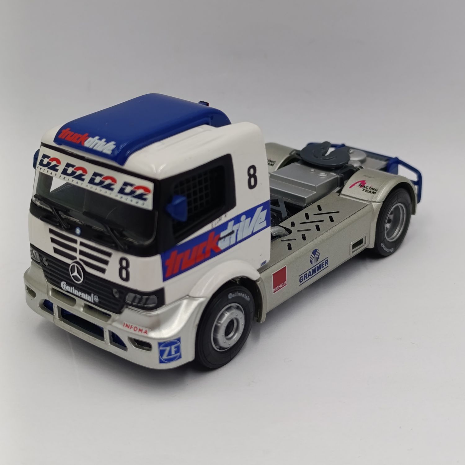 High Speed Mercedes-Benz #8 die-cast racing truck model - mirror missing
